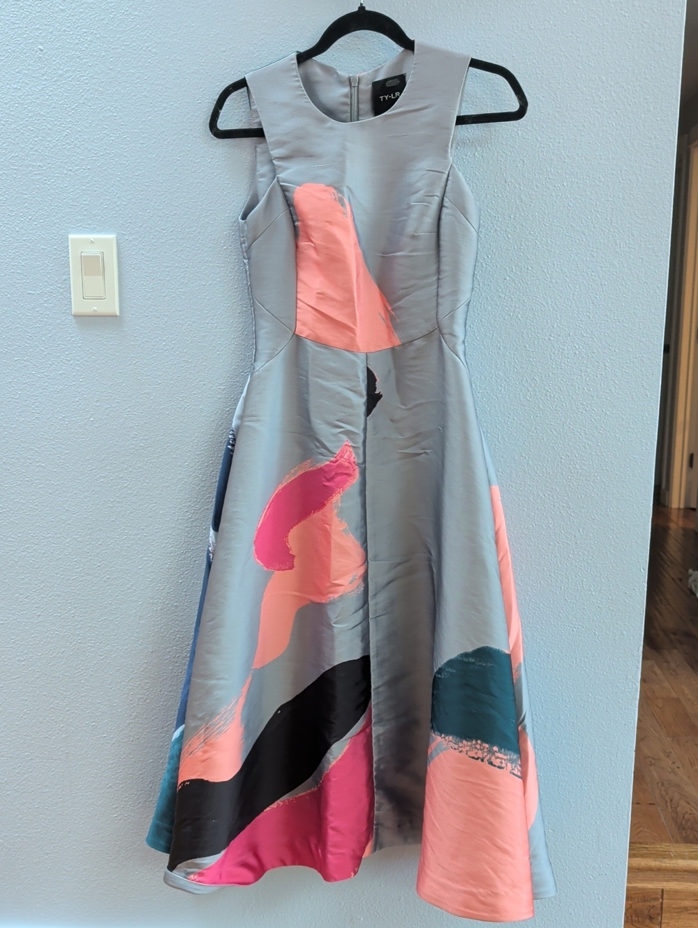 TY-LR Artista Sculpted A-Line Dress in Gray Coral & Pink Accents Wearable Art